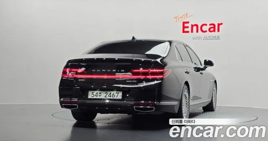 Genesis G90 