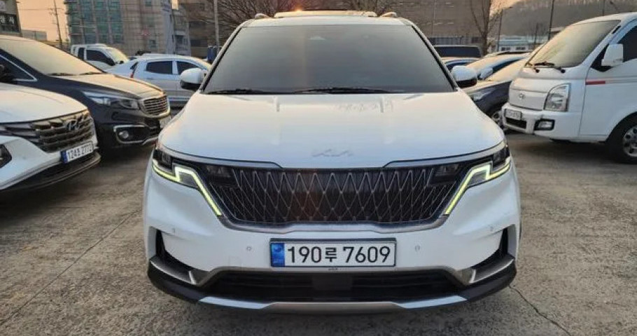Kia Carnival 