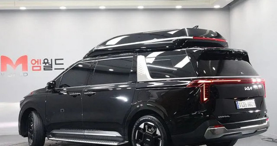 Kia Carnival 