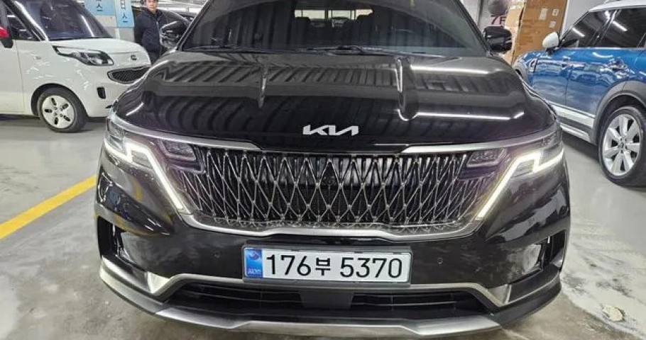 Kia Carnival 
