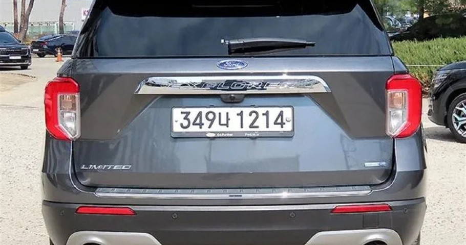 Ford Explorer 