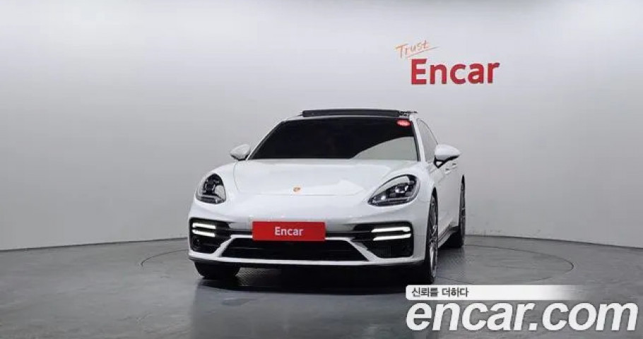 Porsche Panamera 