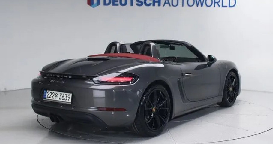 Porsche 718 