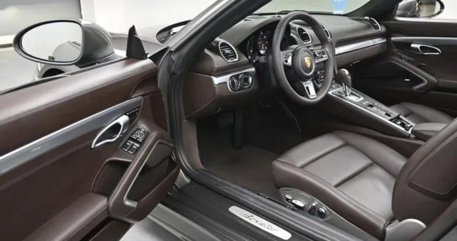 Porsche 718 