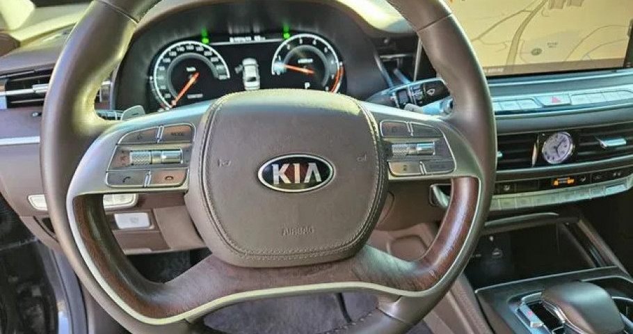 Kia K9 