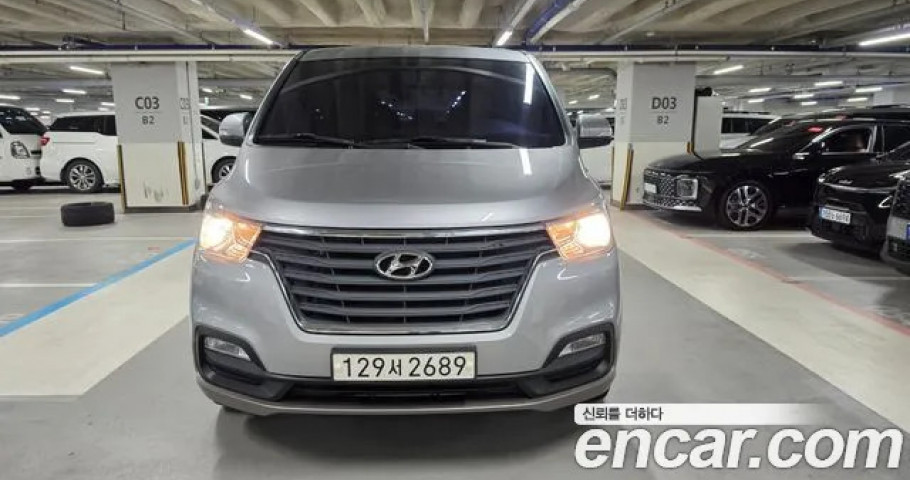 Hyundai Starex 