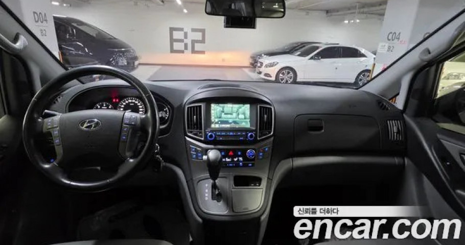 Hyundai Starex 