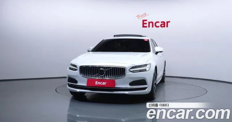 Volvo S90 