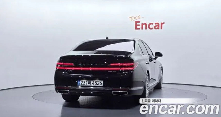 Genesis G90 