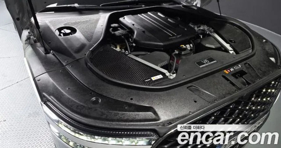 Genesis G90 