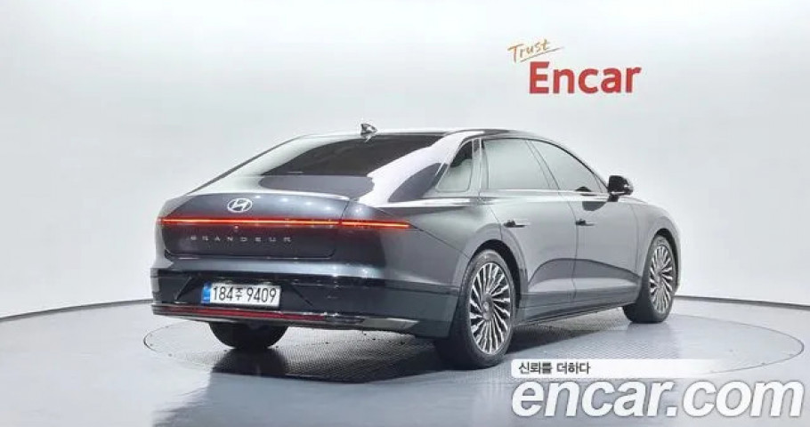 Hyundai Grandeur 