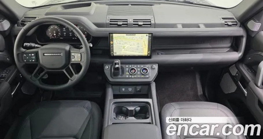 Land Rover Defender 