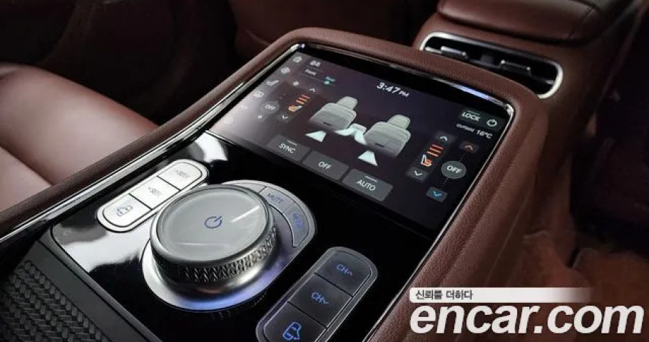 Genesis G90 