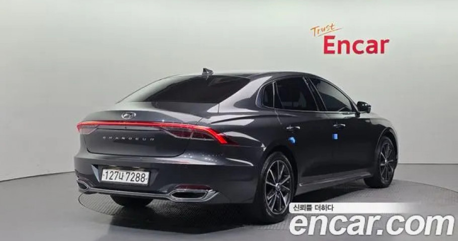 Hyundai Grandeur 