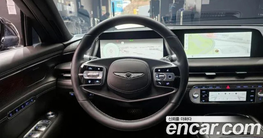 Genesis G90 