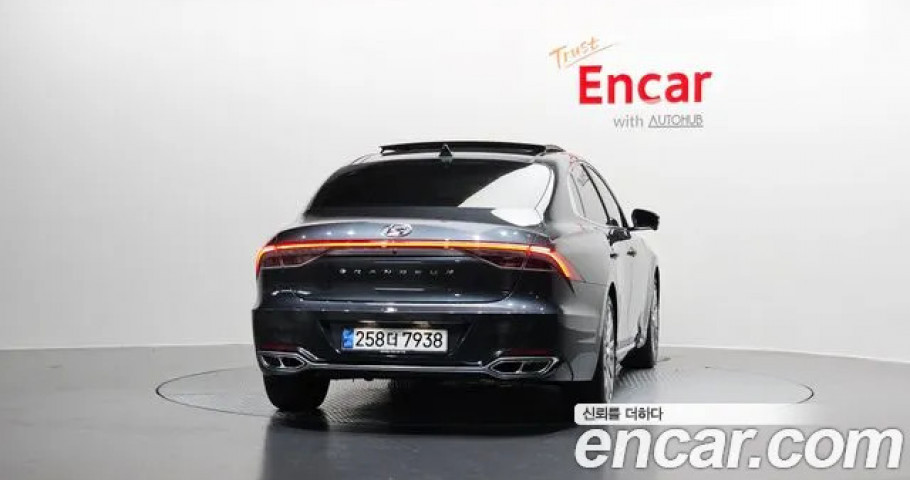 Hyundai Grandeur 