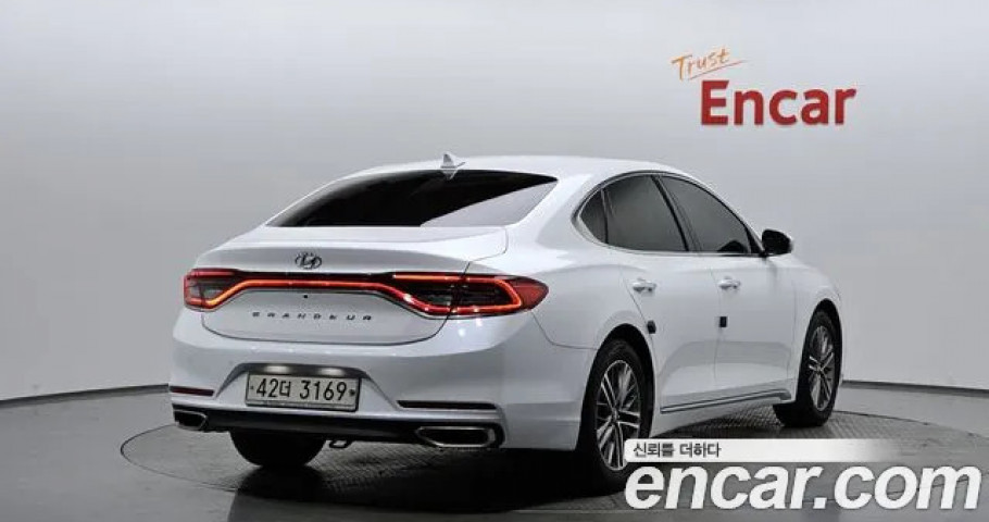 Hyundai Grandeur 