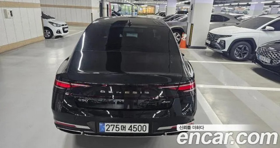 Genesis G90 