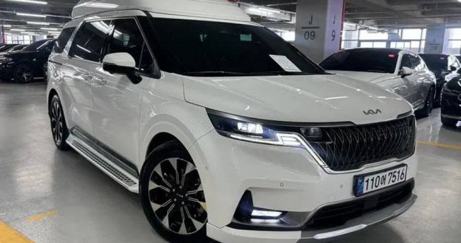 Kia Carnival 