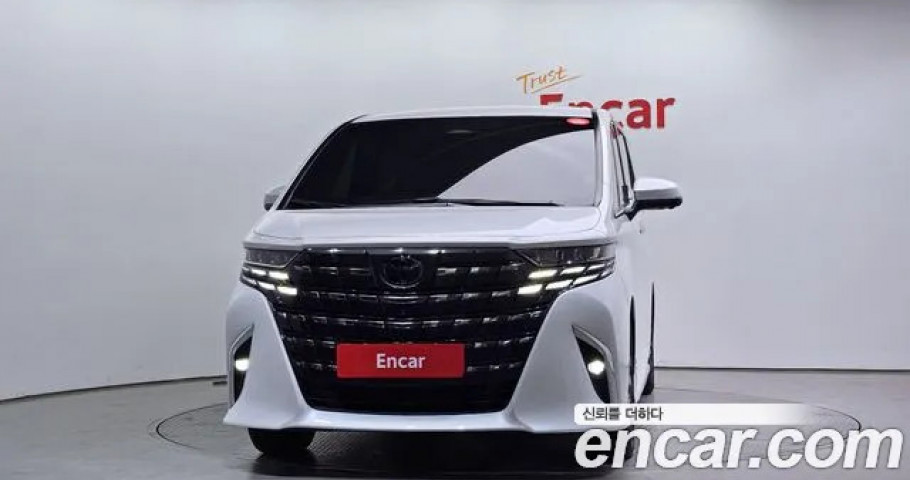 Toyota Alphard 