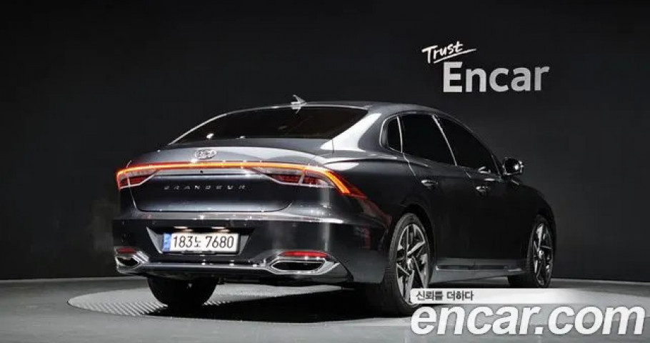 Hyundai Grandeur 