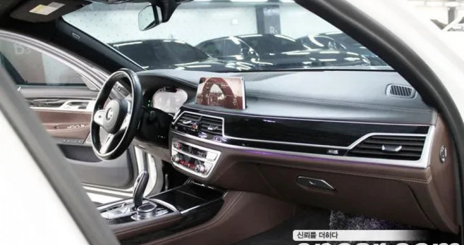 Bmw 7-Series 