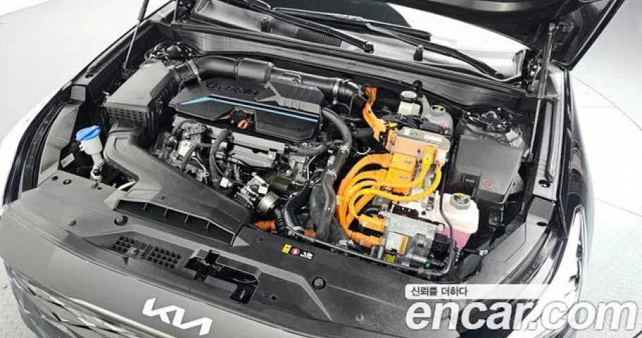 Kia K8 