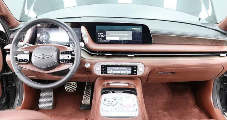 Genesis G90 