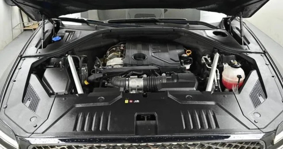 Genesis Gv70 