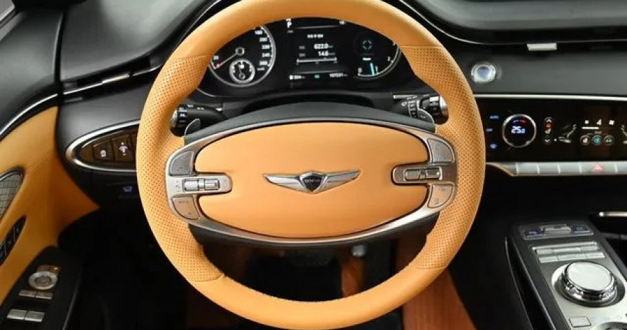 Genesis Gv70 