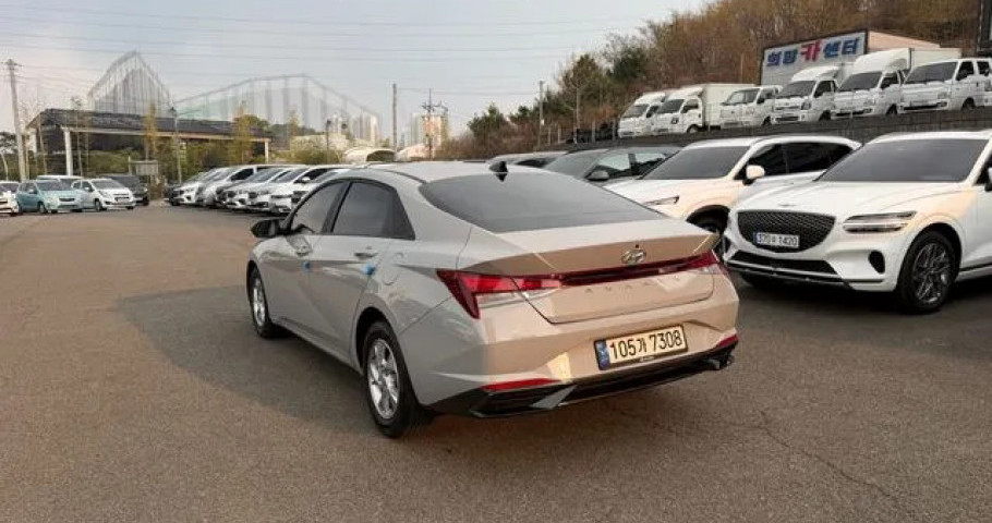 Hyundai Avante (Elantra) 