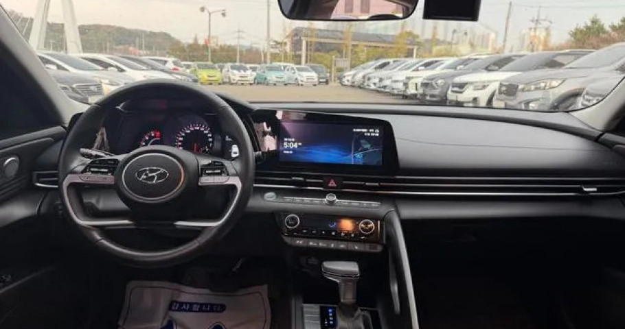 Hyundai Avante (Elantra) 