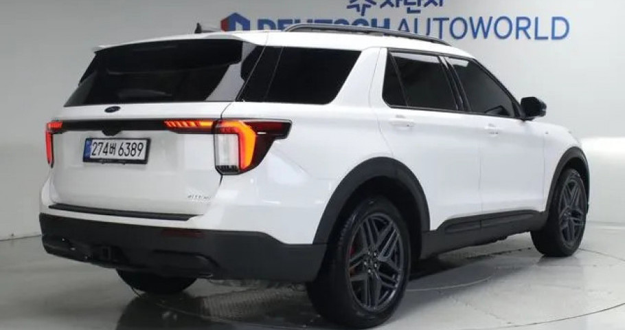 Ford Explorer 