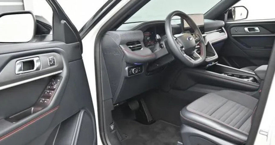 Ford Explorer 