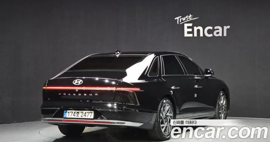 Hyundai Grandeur 