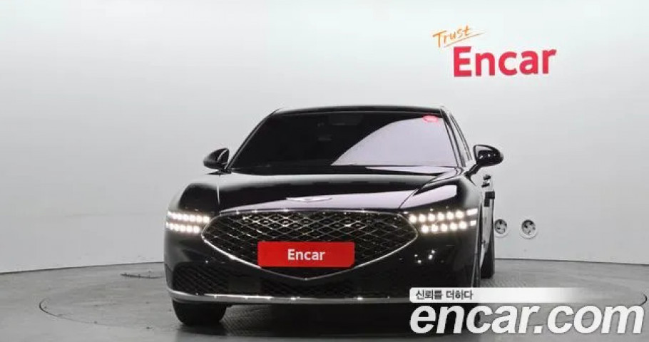 Genesis G90 