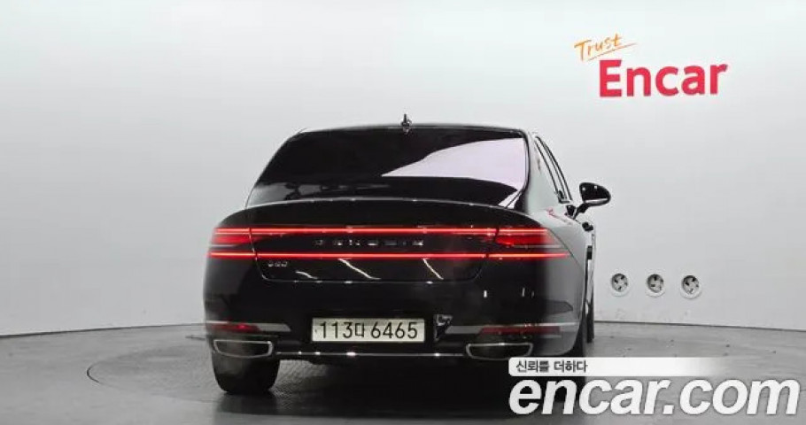Genesis G90 