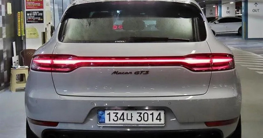 Porsche Macan 