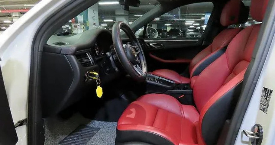 Porsche Macan 