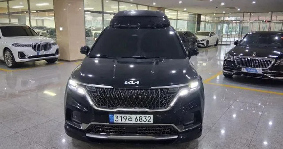 Kia Carnival 