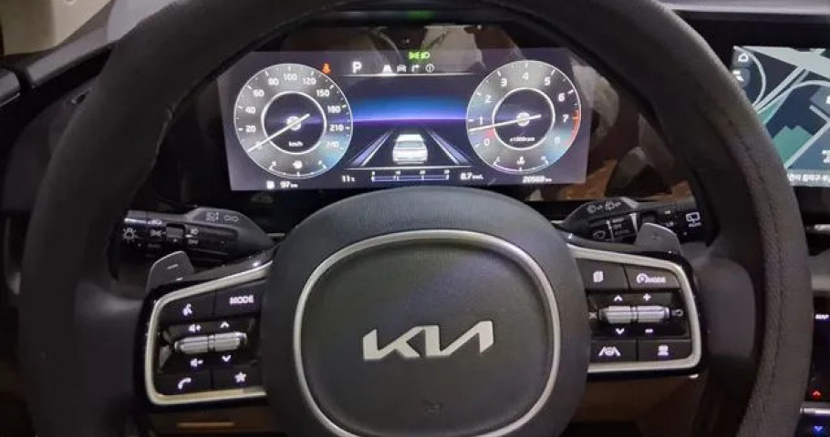 Kia Carnival 