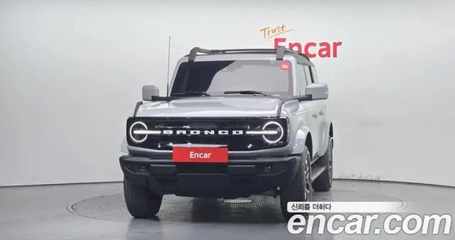 Ford Bronco 