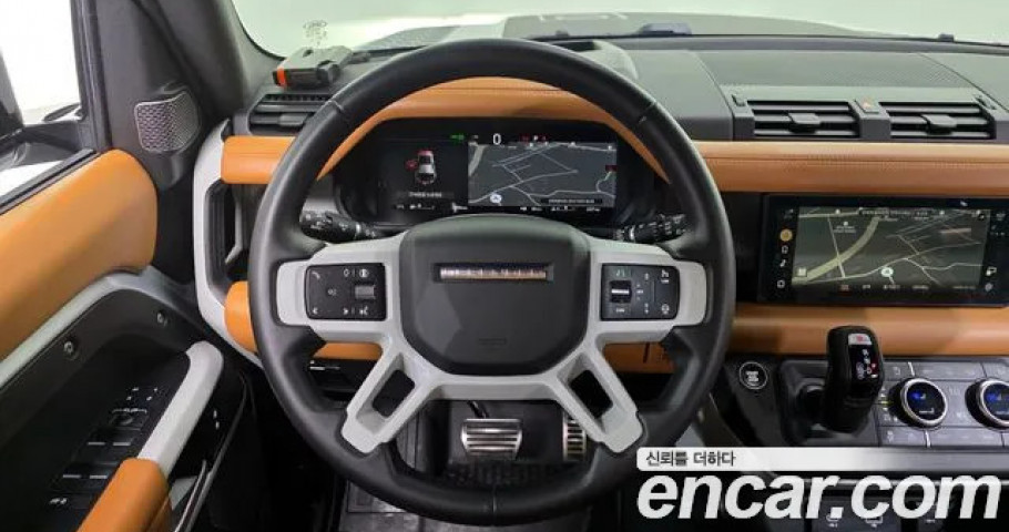 Land Rover Defender 