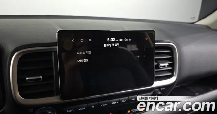 Hyundai Venue 