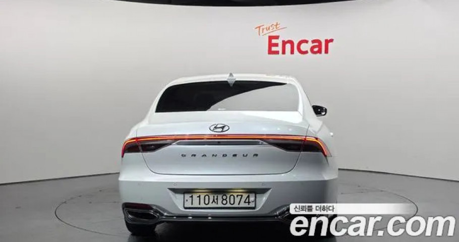Hyundai Grandeur 