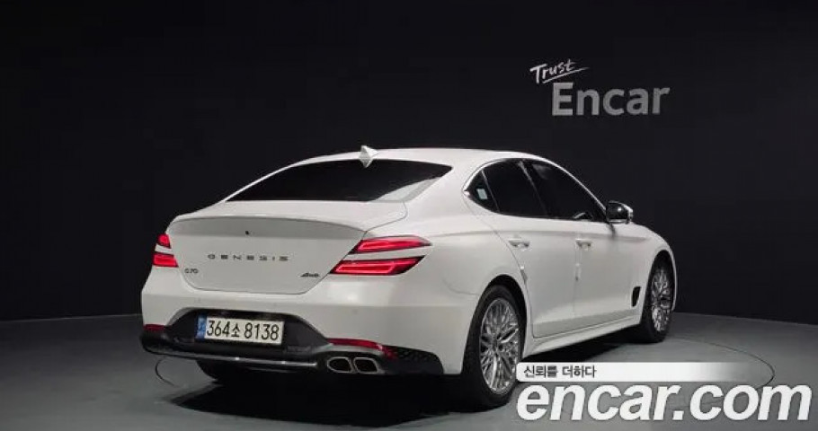 Genesis G70 