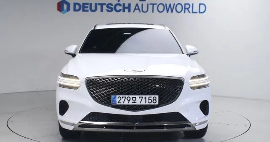Genesis Gv70 