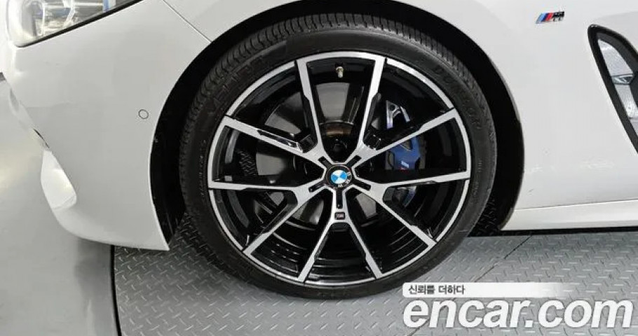 Bmw 8-Series 