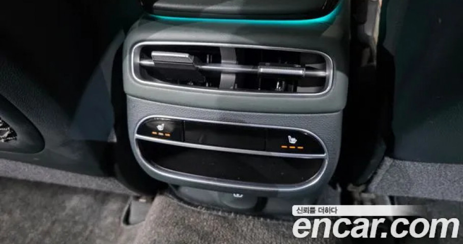 Genesis Gv70 