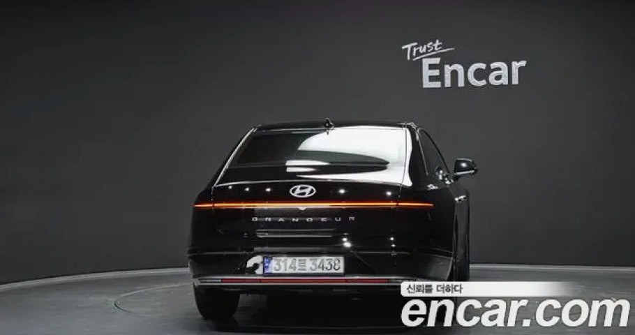 Hyundai Grandeur 